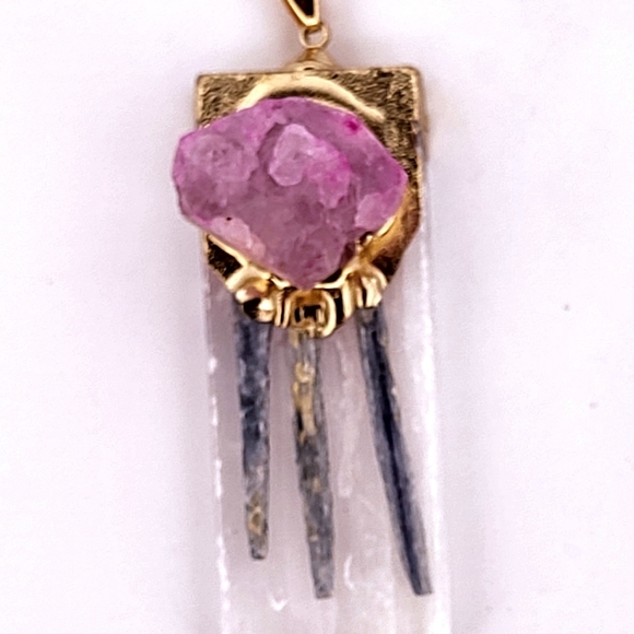 Natural Kyanite, Selenite & Pink Geode Crystal Gold Necklace NKSPGCGN2 - Picture 4 of 5
